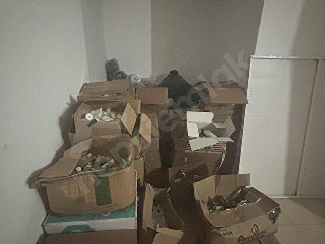 SALI PAZARINDA SATILIK 2 KATLI KUPON DÜKKAN - Görsel 4