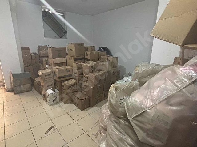 SALI PAZARINDA SATILIK 2 KATLI KUPON DÜKKAN - Görsel 2