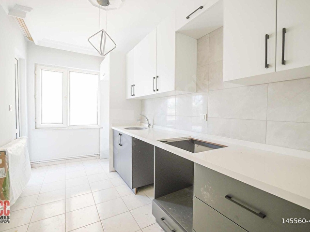 Atatürk Bulvarı Üzerinde Ara Kat Kiralık 2+1 Daire - Görsel 24