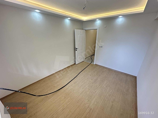 ÇÖZÜM EMLAKTAN MURADİYEDE SIFIR 2+1 OTOPARKLI SATILIK DAİRE - Görsel 17