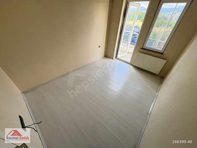 EDREMİT CENNET AYAĞINDA SİTE İÇİNDE SATILIK 3+1 daire (115m2) - Görsel 17