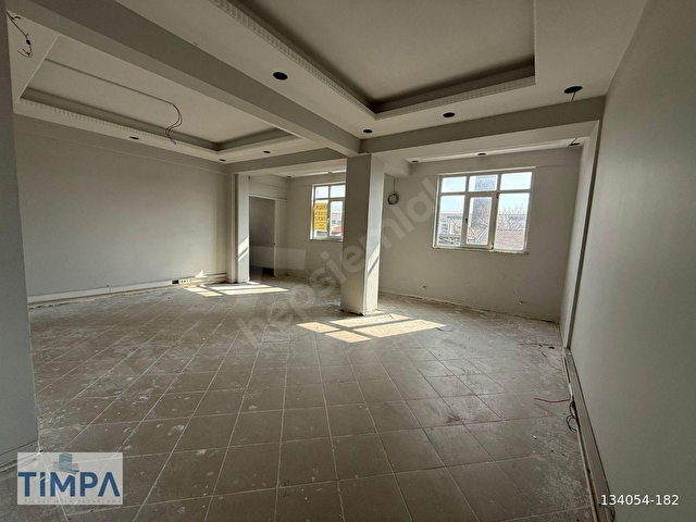 Sefaköy-halkalı arasında üretime uygun 750m2 kiralık işyeri - Görsel 4