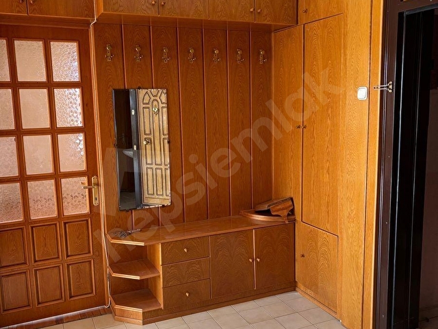 FERİTPAŞA MAHALLESİ KERKÜK CADDESİNDE 4+1 ARA KAT KİRALIK DAİRE - Görsel 4