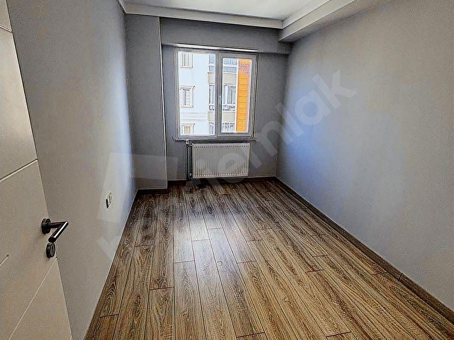 EMLAK KONUTLARI 3+1 145 M2 ARAKAT SİTE İÇERİSİNDE SATILIK DAİRE - Görsel 10