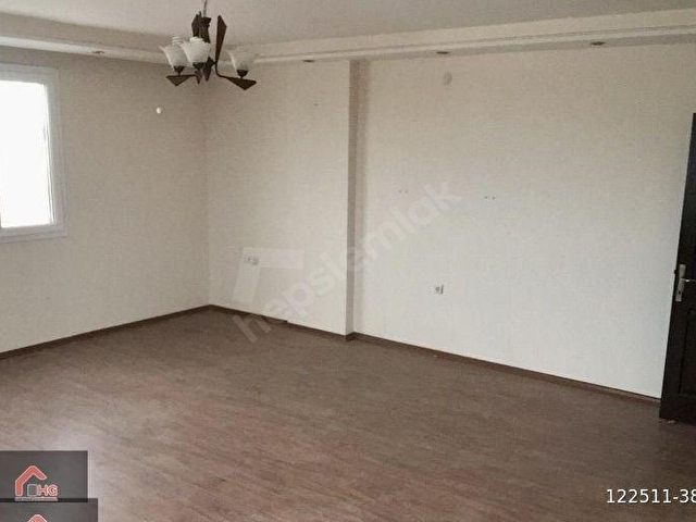 BEYAZEVLERDE 4+1 SATILIK DAİRE DÜŞÜK KATLI HASARSIZ - Görsel 26
