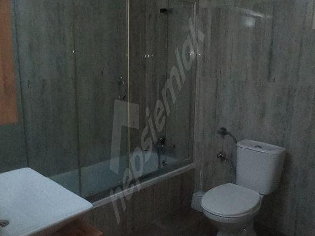Güzelyalı merkezde cadde üstü köşe şömineli klasik temiz 4 + 1 - Görsel 19