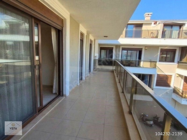 Armutalanda, Havuzlu, Otoparklı, Kapalı Mutfak, 3+1 Geniş Daire - Görsel 12