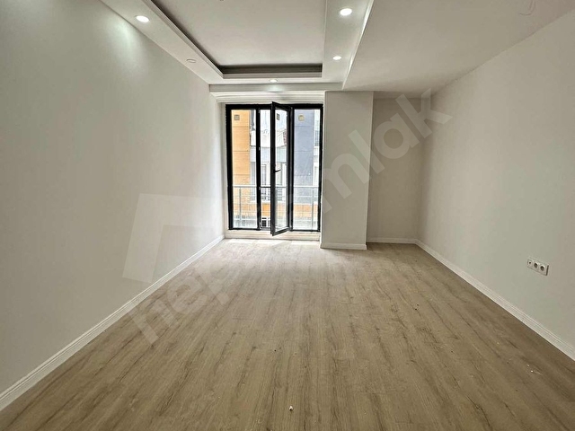 BAHÇELİEVLER DEVLET HASTANESİNE YAKIN 0 BİNA 2+1 85 M2 GENİŞ LÜX - Görsel 8