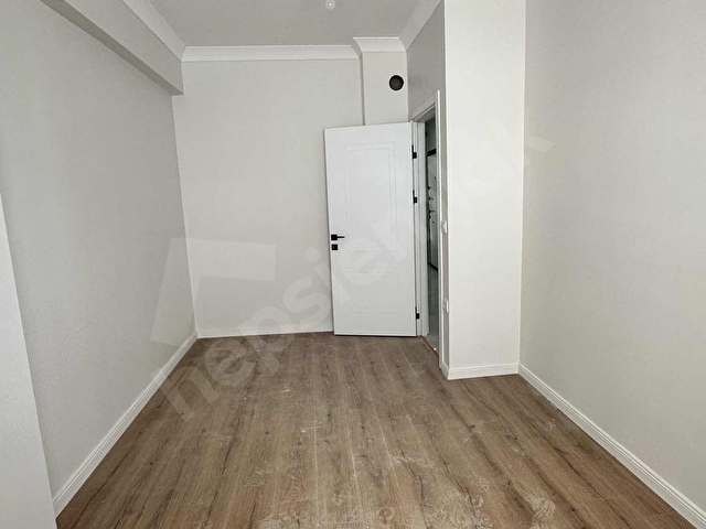 BAHÇELİEVLER DEVLET HASTANESİNE YAKIN 0 BİNA 2+1 85 M2 GENİŞ LÜX - Görsel 21