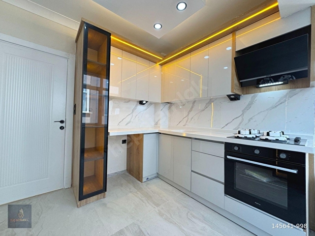▀GÜÇTEN AKÇAYDA ÖN CEPHE ARA KAT EBEVEYNLİ LÜX TASARIM 2+1 DAİRE