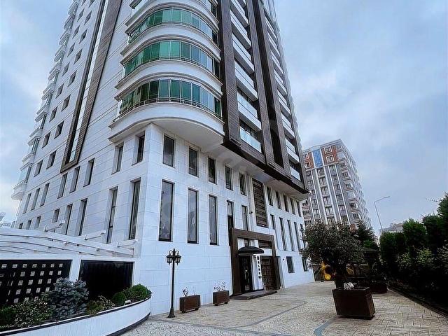 LUXTON GAYRİMENKUL LÜX SİTEDE KİRALIK 1+1