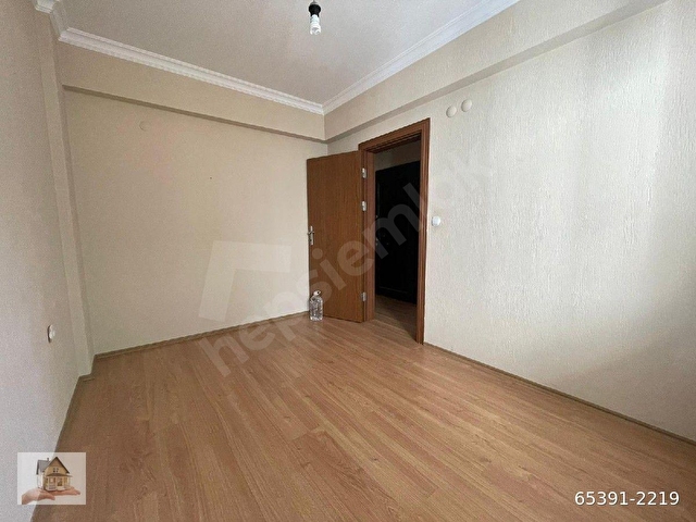 HALİL EMLAK TAN SİGARA İÇMEYENE D. GAZLİ TEMİZ 3+1 100  M2 25 000 TL - Görsel 8
