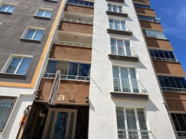 KARAN EMLAKTAN TOPÇUBAĞINDA 3+1 150 m² GENİŞ FULL YAPILI DAİRE - Görsel 3