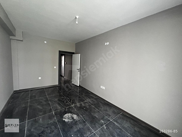 ZAFER MAHALLESİ DERMAN CADDESİ DİBİ ULTAR GENİŞ KİRALIK 1+1DAİRE - Görsel 7