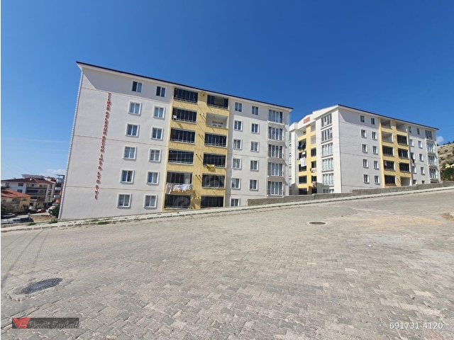 BAHÇELİEVLER MAHALLESİNDE 3+1 SATILIK DAİRE | VADİ EMLAK - Görsel 2