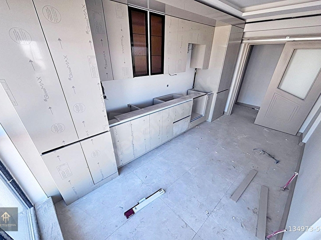 Bİ GAYRİMENKULDEN SARAYCIKTA LÜKS YAPI GENİŞ SATILIK 2+1 DAİRE - Görsel 4
