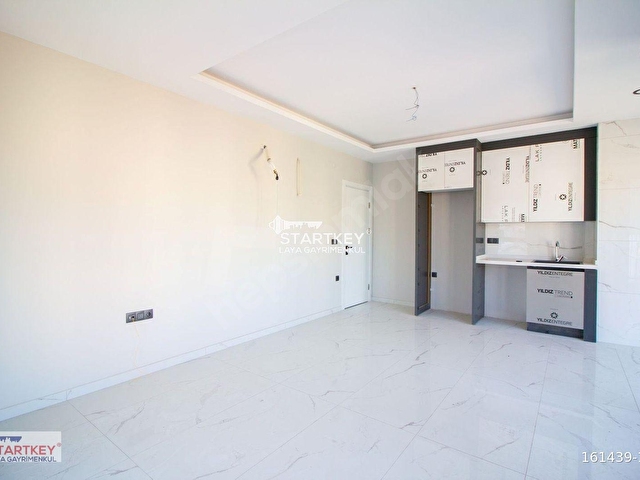 KUŞADASI MERKEZDE DENİZ VE ŞEHİR MANZARALI SATILIK SIFIR DAİRE - Görsel 18