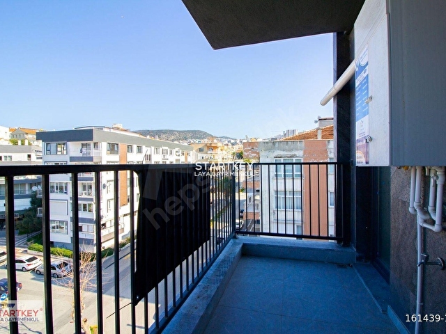 KUŞADASI MERKEZDE DENİZ VE ŞEHİR MANZARALI SATILIK SIFIR DAİRE - Görsel 10