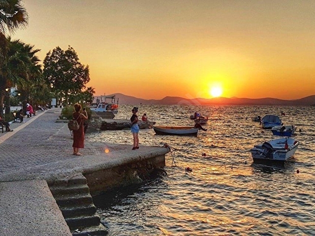MUĞLA/MİLAS/GÜLLÜK MERKEZDE HALK PLAJINA YÜRÜME MESAFESİNDE DÜZ AYAK 2+1KİRALIK MOBİLYALI DAİRE! - Görsel 26