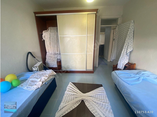 MUĞLA/MİLAS/GÜLLÜK MERKEZDE HALK PLAJINA YÜRÜME MESAFESİNDE DÜZ AYAK 2+1KİRALIK MOBİLYALI DAİRE! - Görsel 12