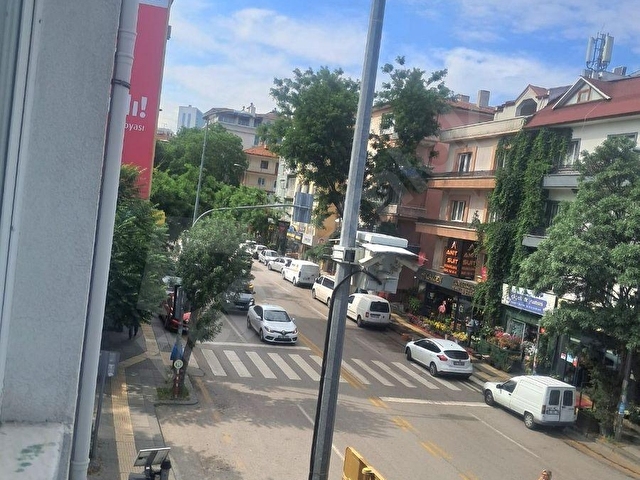 GENÇLİK CADDE ÜZERİNDE  KÖŞE BAŞI ANITKABİR KARŞISI  3+1 SATILIK DAİRE - Görsel 26