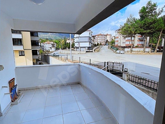 SAFRANBOLU SATILIK DAİRE 5+2 220 M2 - Görsel 17