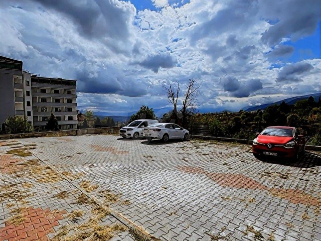 SAFRANBOLU SATILIK DAİRE 5+2 220 M2 - Görsel 6