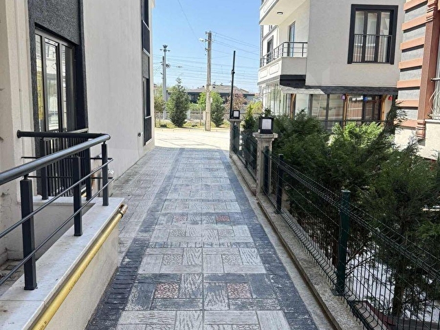 KARTEPE ATAEVLERDE E-5E YAKIN MERKEZİ KONUMDA BAHÇE DUBLEKS - Görsel 8