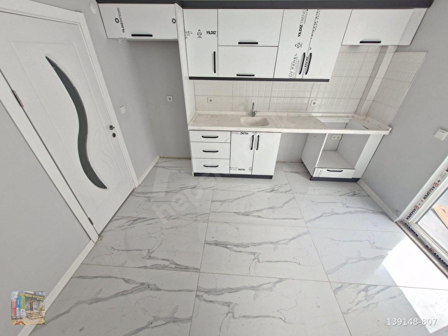 ÇAM SOKAKTA UYGUN FİYATLI HESAPLI 3+1 MÜKEMMEL DAİRE - Görsel 5