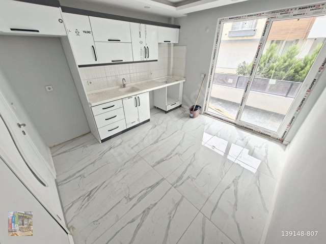 ÇAM SOKAKTA UYGUN FİYATLI HESAPLI 3+1 MÜKEMMEL DAİRE - Görsel 3