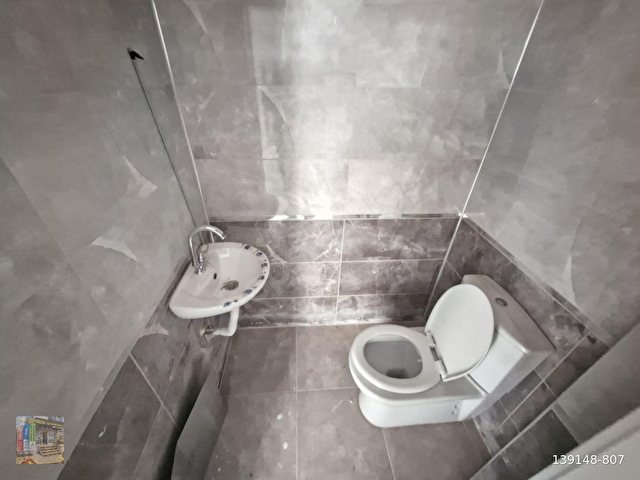 ÇAM SOKAKTA UYGUN FİYATLI HESAPLI 3+1 MÜKEMMEL DAİRE - Görsel 30