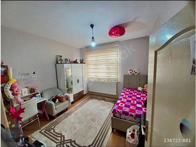 EREN EMLAKTAN VALİDE SULTAN MAHALLESİNDE 3+1 İÇİ KOMPLE YAPILI SATILIK FIRSAT DAİRE - Görsel 7