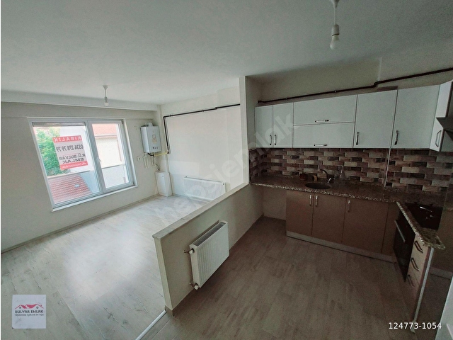 KIRMIZI TOPRAK MAH. MÜKEMMEL LOKASYONDA YENİ 1+1 KİRALIK DAİRE - Görsel 16