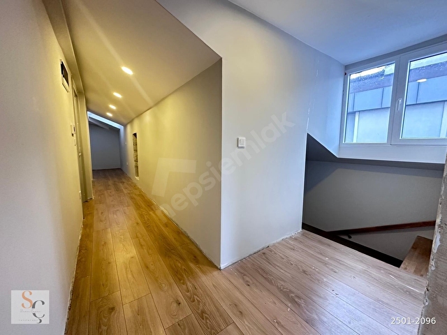 TEK YETKİLİ ERENKÖYDE 4+2 NET 180 M2 BALKONLU EBV BANYOLU SIFIR - Görsel 11