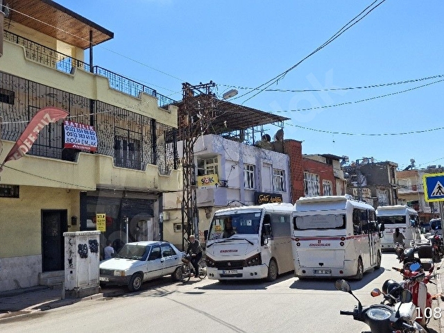 OBALAR CAD.ÜZERİNDE İŞYERİ VE DAİRE.BAHÇELİ..KÖŞE BAŞINDA... - Görsel 2