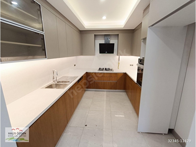 BAHÇEŞEHİR BUTİK PANORAMADA BAHÇELİ 4+1 KİRALIK KV VİLLA - Görsel 19