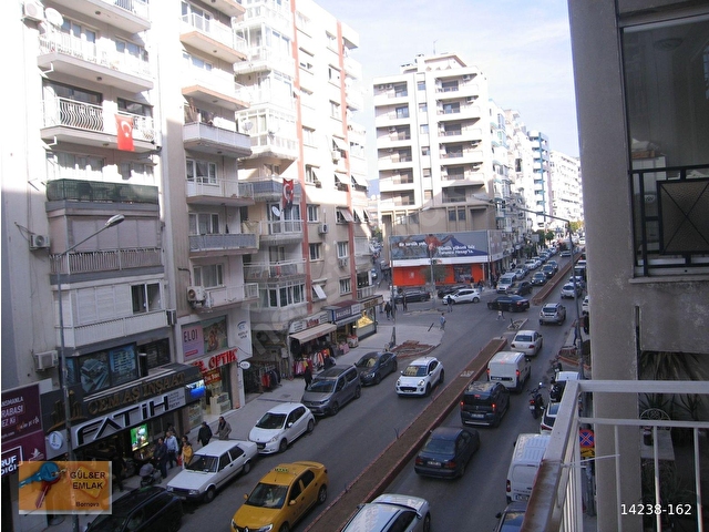 BORNOVA ÖZŞANAL ÜSTÜ KİRALIK DAİRE