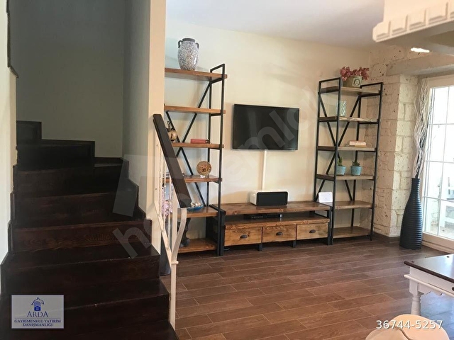 ALAÇATI HACIMEMİŞDE SEZONLUK KİRALIK MÜSTAKİL HAVUZLU 4+1 LÜKS TAŞ VİLLA - Görsel 19