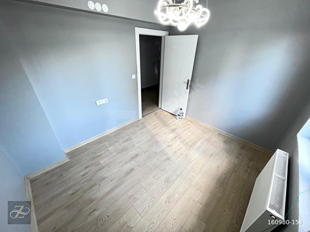 █ SELÇUKLUDA ASANSÖRLÜ 2 YILLIK YÜKSEK GİRİŞ LÜKS DAİRE!! █ - Görsel 15
