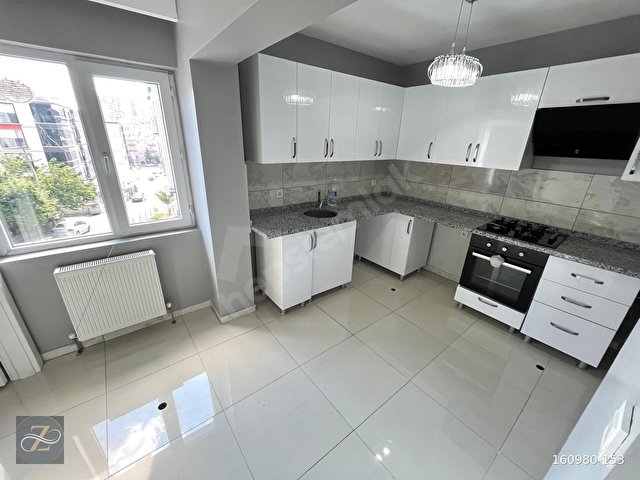 █ SELÇUKLUDA ASANSÖRLÜ 2 YILLIK YÜKSEK GİRİŞ LÜKS DAİRE!! █ - Görsel 3