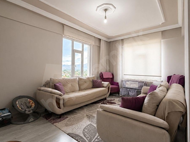 ÇÖMLEKÇİ MAHALLESİ GÜBE SİTESİNDE SATILIK 3+1 GENİŞ KİLERLİ DAİRE - Görsel 6