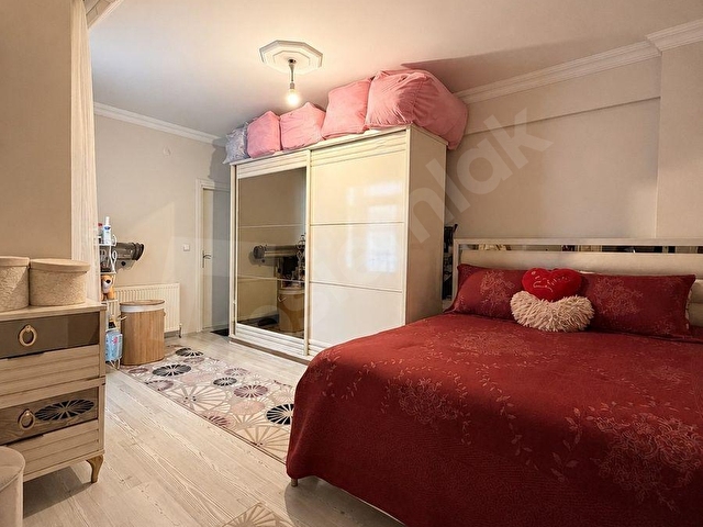 ÇÖMLEKÇİ MAHALLESİ GÜBE SİTESİNDE SATILIK 3+1 GENİŞ KİLERLİ DAİRE - Görsel 10