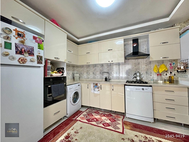 ERTEKİN EMLAKTAN PURSAKLAR SALI PAZARI YAKINI ÇİFT BANYOLU ISI YALITIMLI 3+1 YÜKSEK GİRİŞ DAİRE - Görsel 4