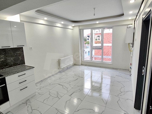 ESTORIADAN EMNİYET MÜD. YANI ARA KAT SIFIR 1+1 KİRALIK DAİRE - Görsel 3