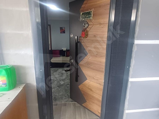 SEVİNDİKTE SATILIK TEK KATLI GENİŞ ARAA İÇERSİNDE MASRAFSIZ MÜSTAKİL - Görsel 4