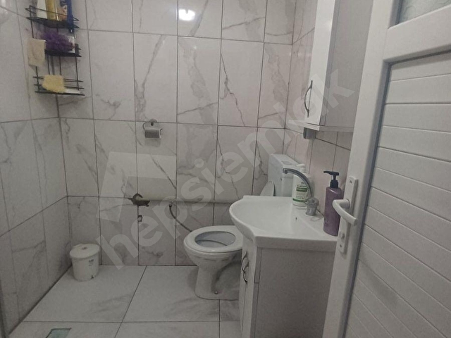 SEVİNDİKTE SATILIK TEK KATLI GENİŞ ARAA İÇERSİNDE MASRAFSIZ MÜSTAKİL - Görsel 9