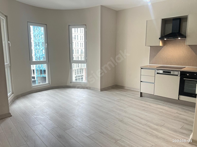 Esenyurt Meydan Ardıçlıda Balkonlu Havuz Cepheli KİRALIK 1+1 - Görsel 8