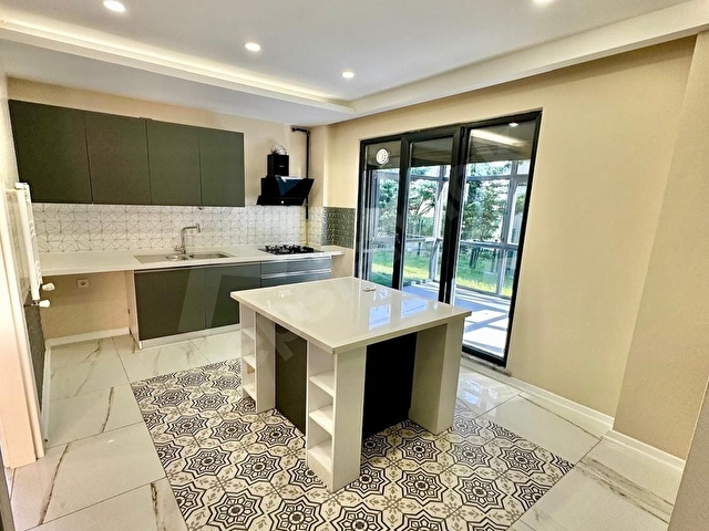 Aden Garden da Satılık Lüks Müstakil Villa Havuzlu 5+1 Kullanım - Görsel 9