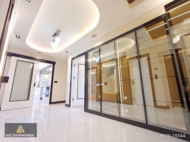 KOÇTAN; 3+1+2 BANYO, ULTRA LÜX YAPILI, CADDE ÜZERİ, ASANSÖRLÜ - Görsel 7