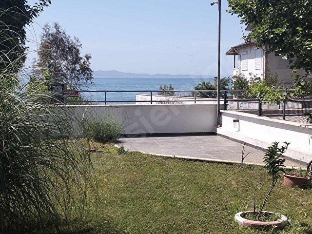 AKÇAY KÖŞEMDEN DENİZ ÖNÜNDE 1+1 YAZ DÖNEMİ KİRALIK BAHÇELİ DAİRE - Görsel 4